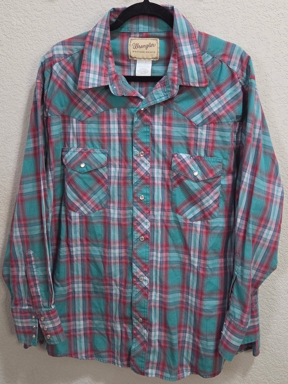 Wrangler Teal and Red Plaid Casual Button-Down Shirt